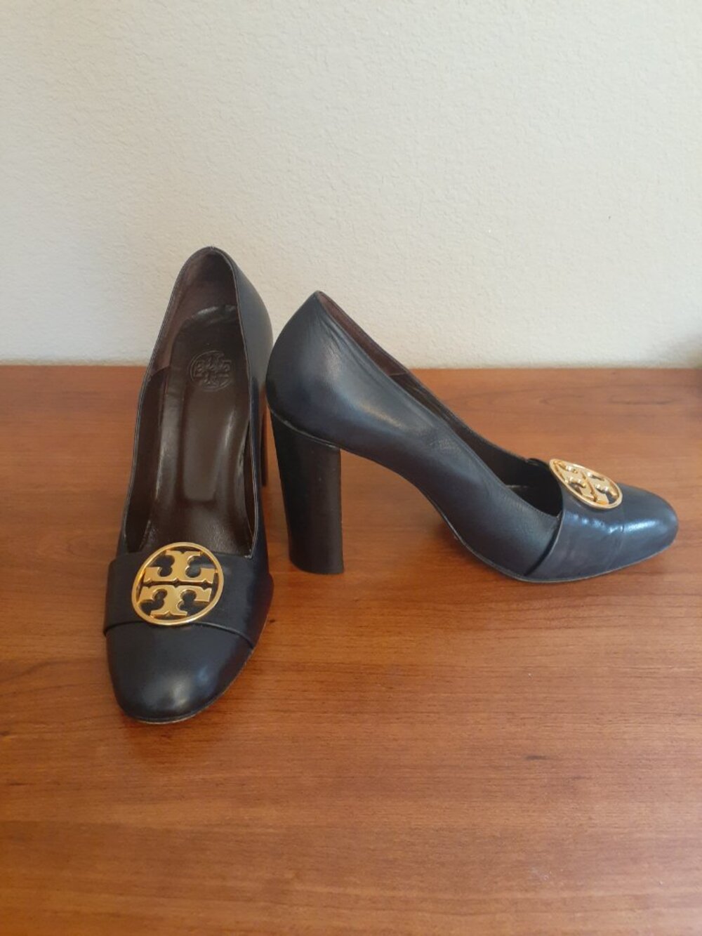 Tory Burch Navy Heels